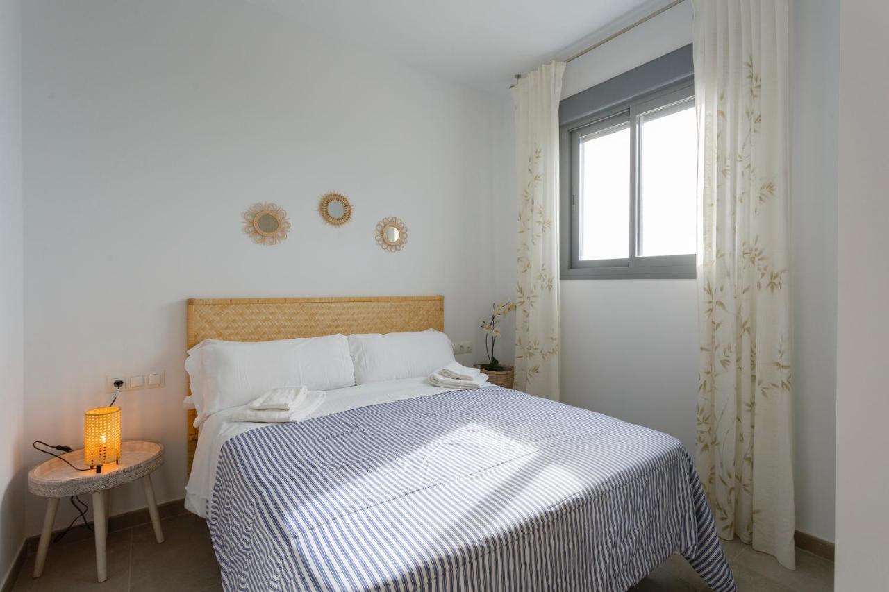 Poseidon Beach Apartment & Parking By Cadiz4Rentals Екстериор снимка