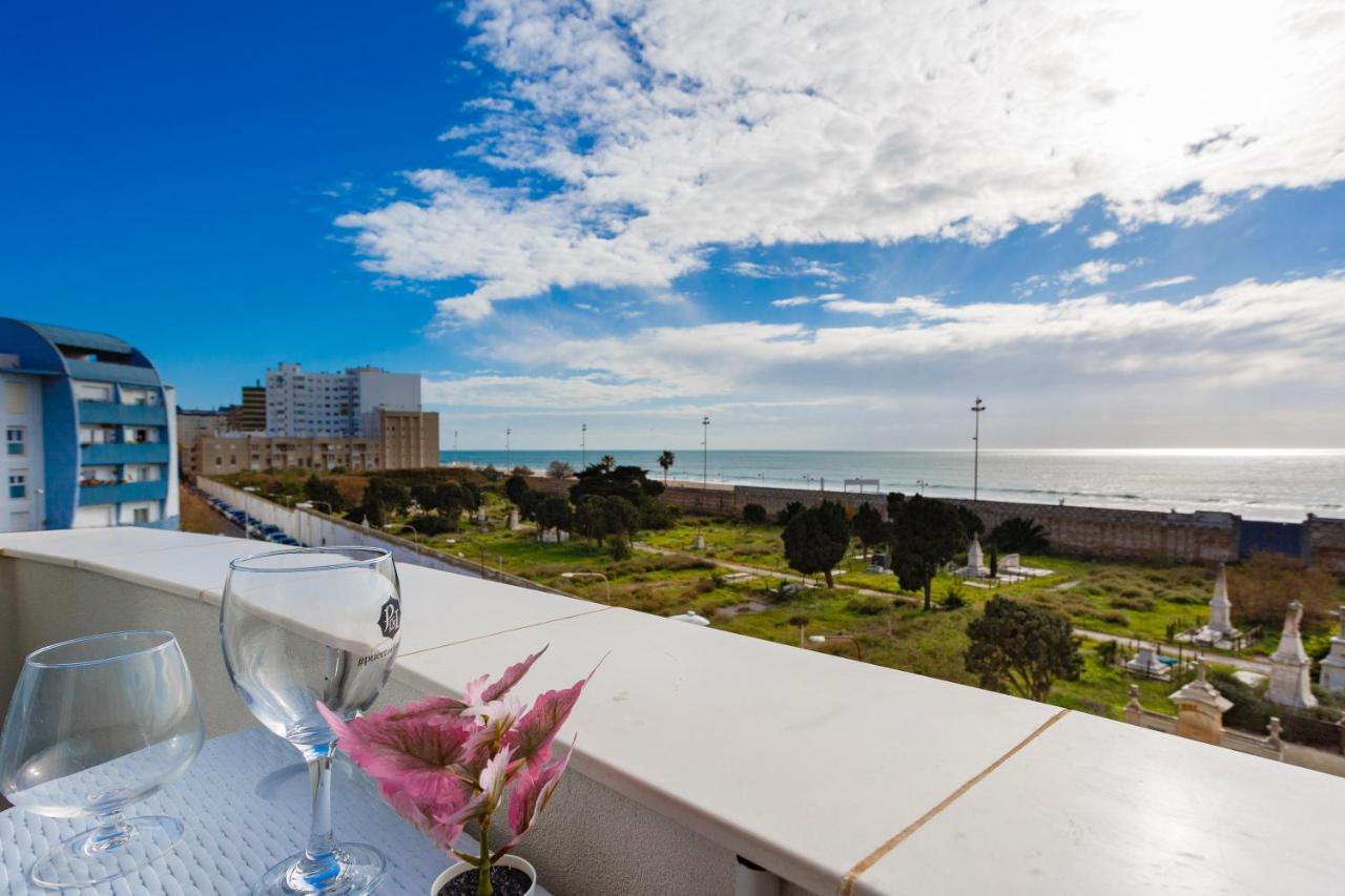 Poseidon Beach Apartment & Parking By Cadiz4Rentals Екстериор снимка