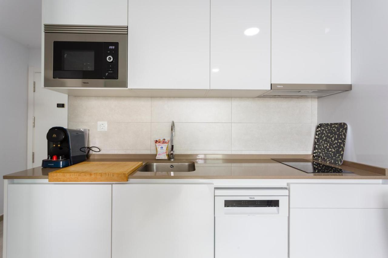 Poseidon Beach Apartment & Parking By Cadiz4Rentals Екстериор снимка