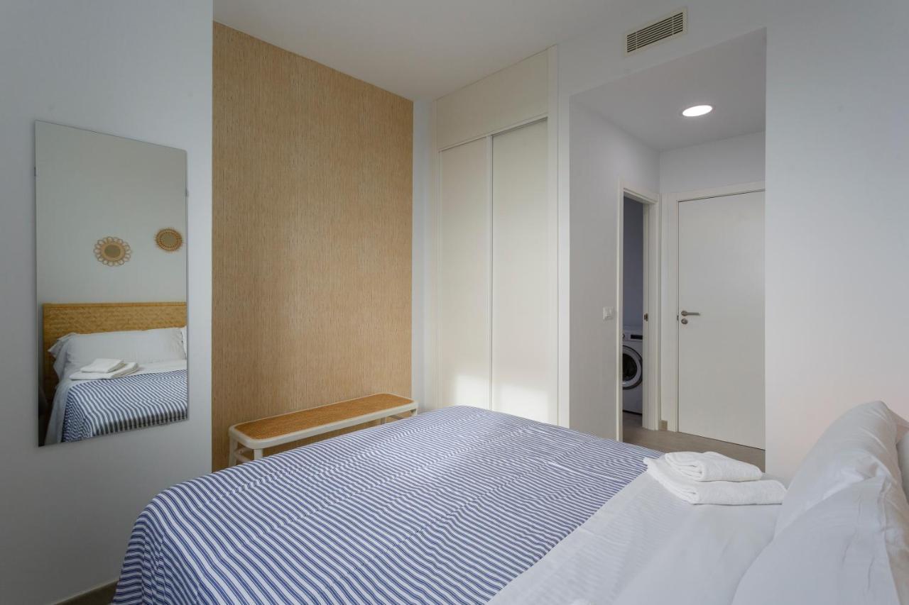 Poseidon Beach Apartment & Parking By Cadiz4Rentals Екстериор снимка